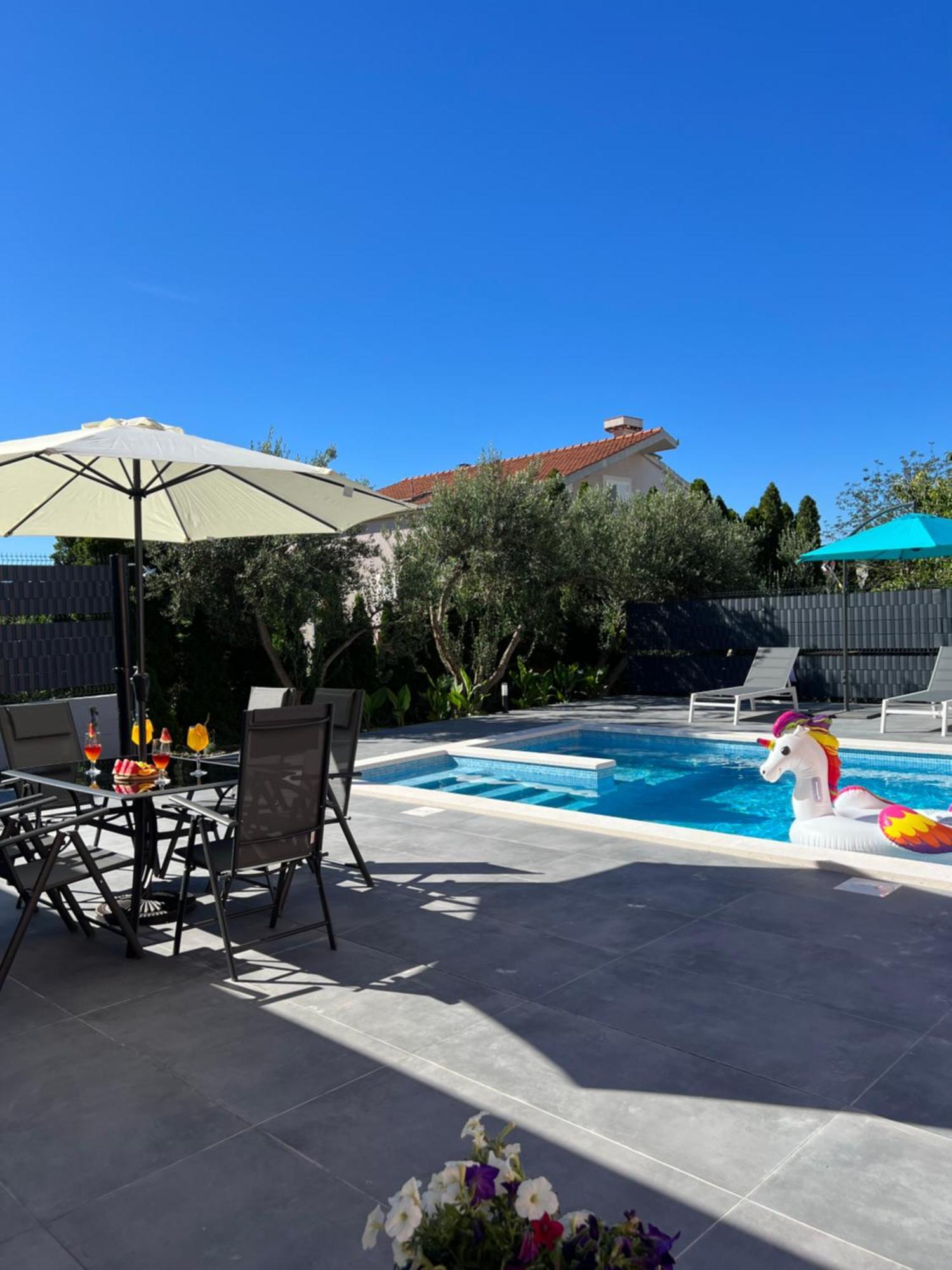 Apartment Marija 2 Near Split Kaštela Extérieur photo